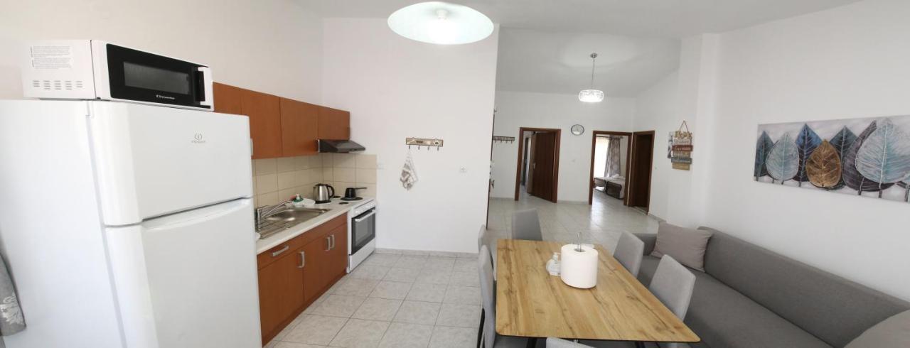 Lampias Apartments Keramotí Exteriér fotografie